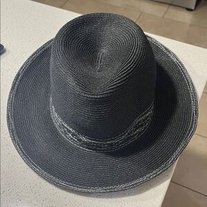 120% Lino black hat white stitching